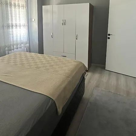 In The Center, 6-7 Minutes To The Airport, Close To The Sea And Coves 达拉曼